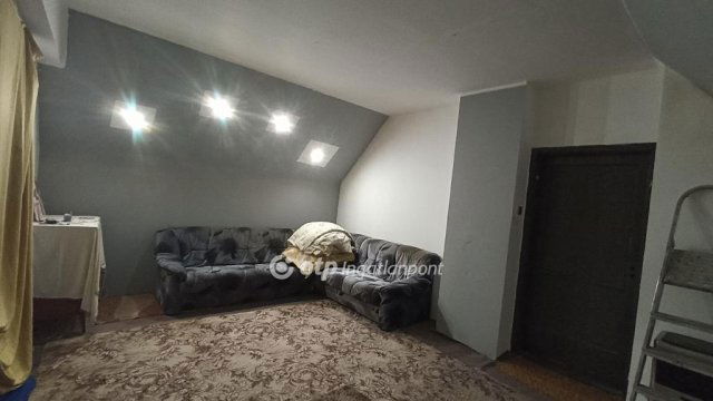 Eladó családi ház, Jászfényszarun 27.9 M Ft, 3 szobás