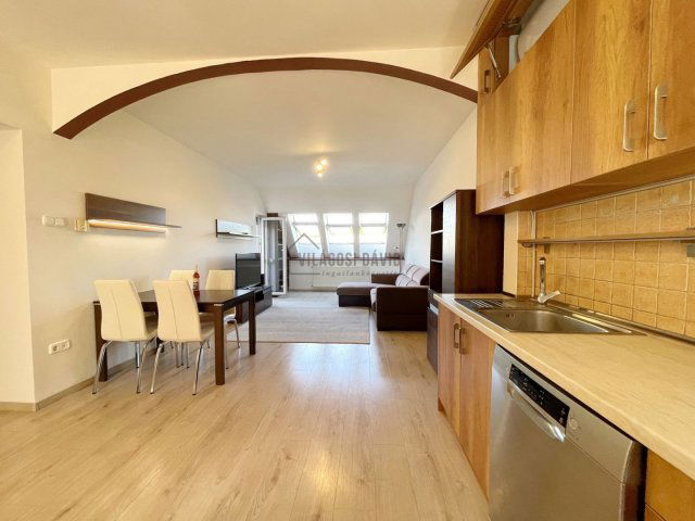 Eladó téglalakás, Debrecenben 89.5 M Ft, 3 szobás