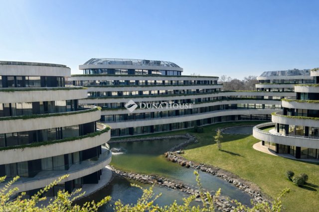 Eladó téglalakás, Szegeden 145 M Ft, 4 szobás