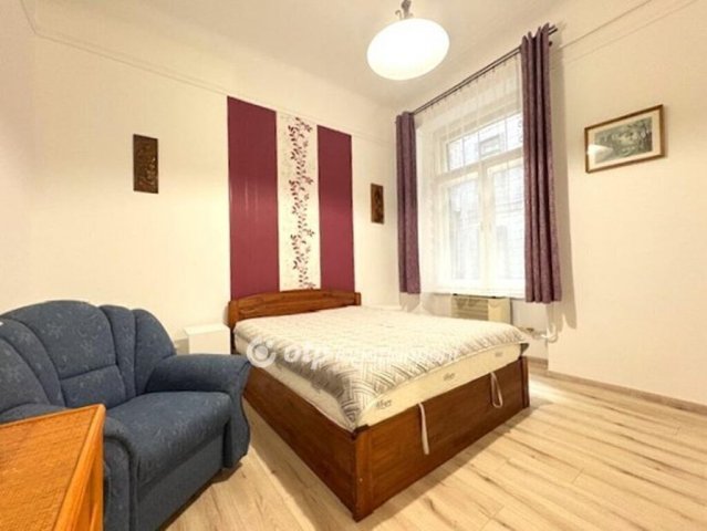 Eladó téglalakás, Budapesten, VIII. kerületben 79.99 M Ft