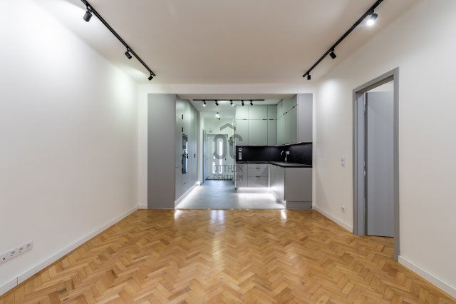 Eladó téglalakás, Budapesten, III. kerületben 119.9 M Ft