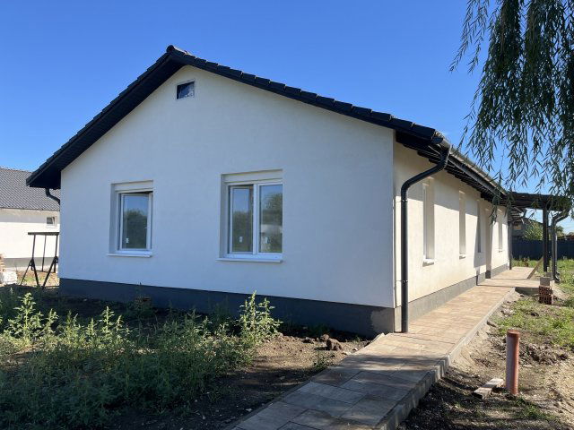Eladó családi ház, Mályin 86 M Ft, 3 szobás