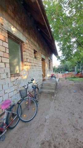 Eladó ikerház, Gyálon 33.5 M Ft, 4 szobás / költözzbe.hu