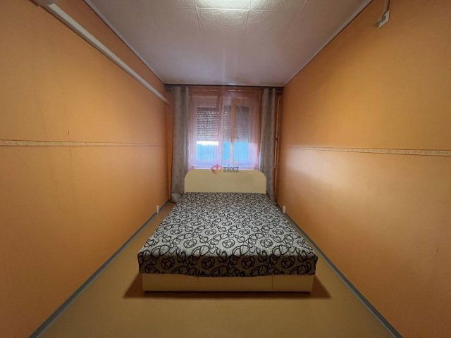 Eladó panellakás, Székesfehérvárott, Tolnai utcában 49.9 M Ft