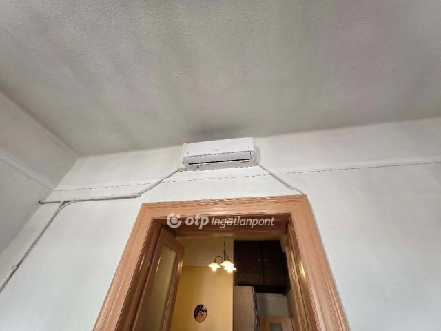 Eladó téglalakás, Budapesten, VI. kerületben 98 M Ft, 2 szobás