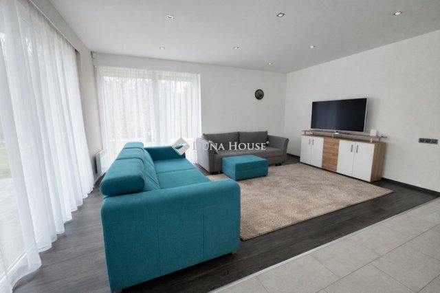 Eladó családi ház, Őrbottyánban 189.9 M Ft, 3 szobás