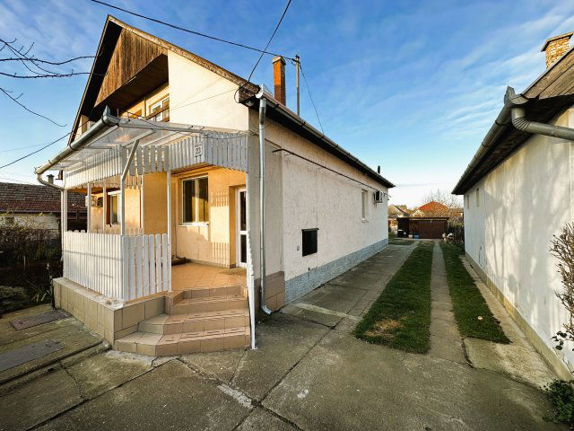 Eladó ikerház, Hajdúhadházon 39.9 M Ft, 3 szobás