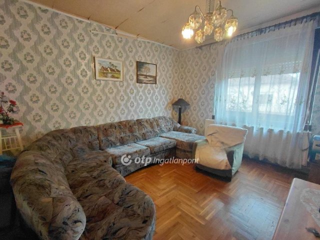 Eladó családi ház, Bagon 76 M Ft, 3+1 szobás