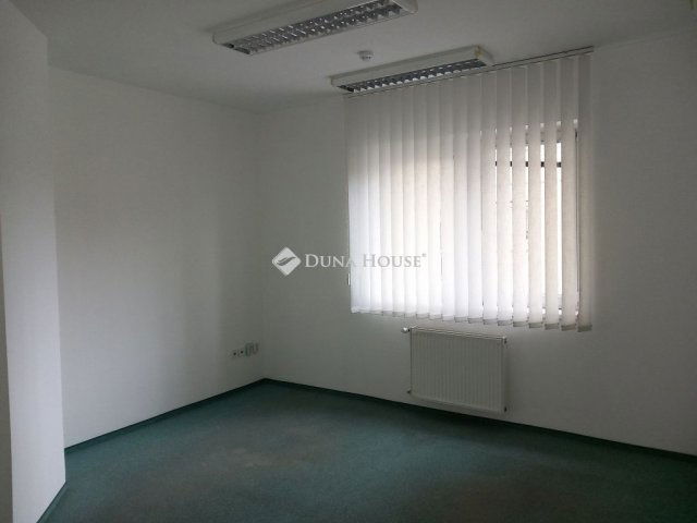 Eladó iroda, Debrecenben 595 M Ft / költözzbe.hu