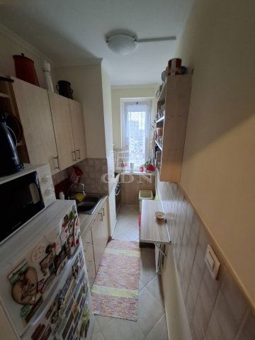 Eladó panellakás, Miskolcon 28.49 M Ft, 1+1 szobás