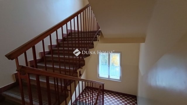 Eladó téglalakás, Kecskeméten 79.99 M Ft, 2 szobás