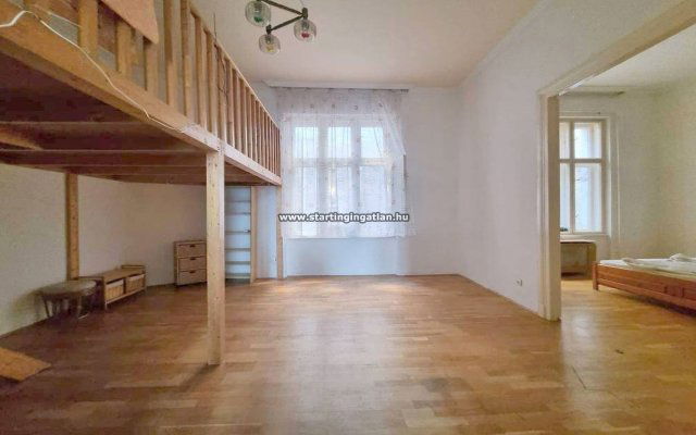 Kiadó téglalakás, albérlet, VII. kerületben, Akácfa utcában