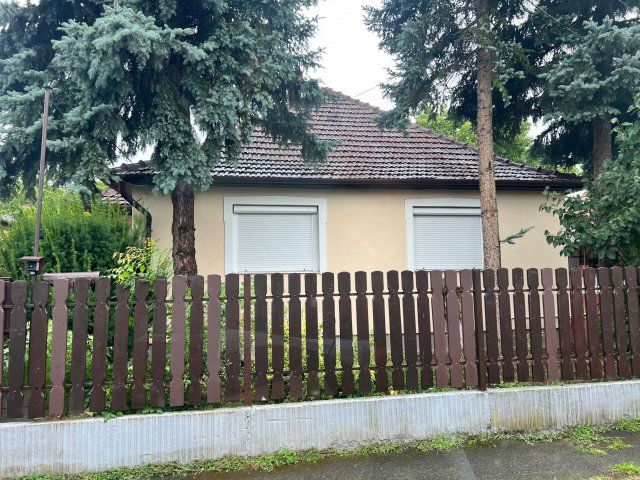 Kiadó családi ház, albérlet, Debrecenben 260 E Ft / hó