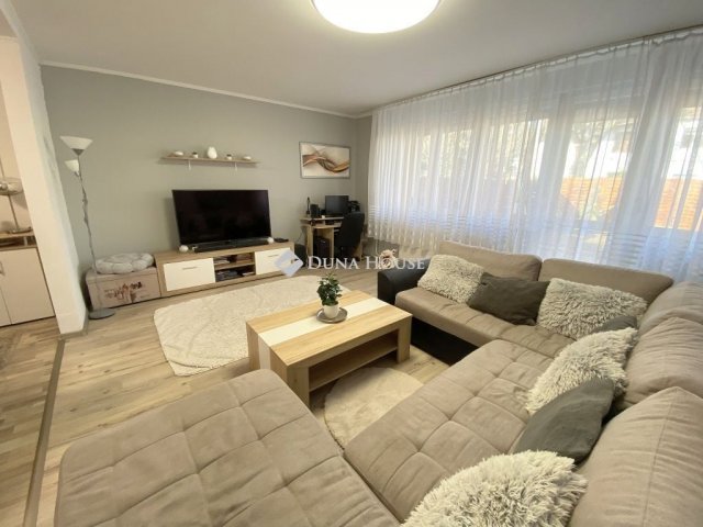 Eladó sorház, Nyíregyházán 89 M Ft, 4 szobás