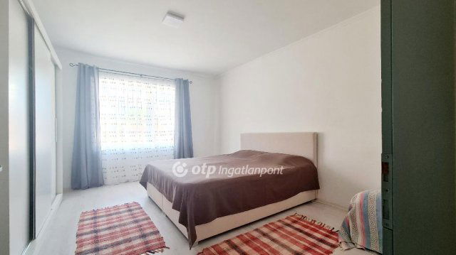 Eladó családi ház, Császártöltésen 22.9 M Ft, 2 szobás
