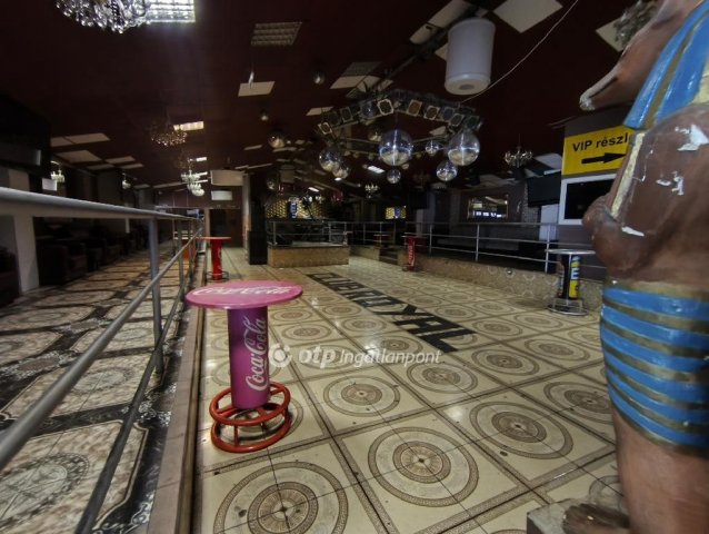 Eladó ipari ingatlan, Mezőtúron 130 M Ft / költözzbe.hu