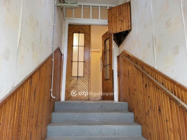 Eladó családi ház, Jászberényben 44.2 M Ft, 4+1 szobás