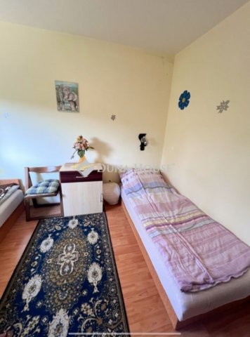 Eladó családi ház, Balatonkenesén 75 M Ft, 2 szobás