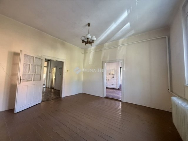 Eladó családi ház, Budapesten, XX. kerületben 65.9 M Ft