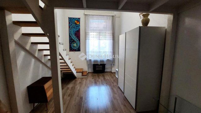 Kiadó téglalakás, albérlet, Debrecenben 230 E Ft / hó, 1 szobás