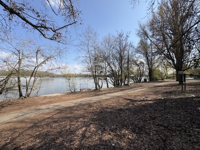 Eladó telek, Budapesten, III. kerületben 412 M Ft