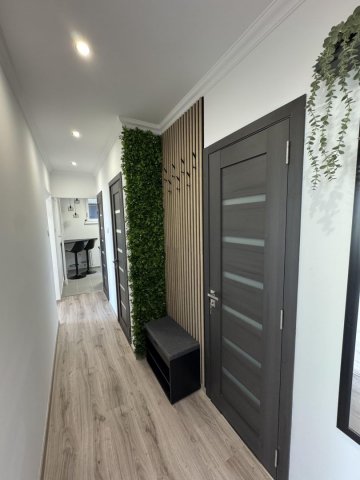 Eladó panellakás, Debrecenben 71 M Ft, 3 szobás