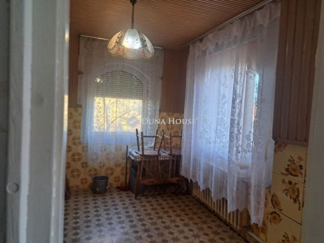 Eladó családi ház, Sülysápon 79.9 M Ft, 3 szobás