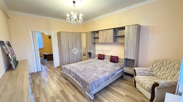 Eladó téglalakás, Szombathelyen 42.9 M Ft, 2 szobás