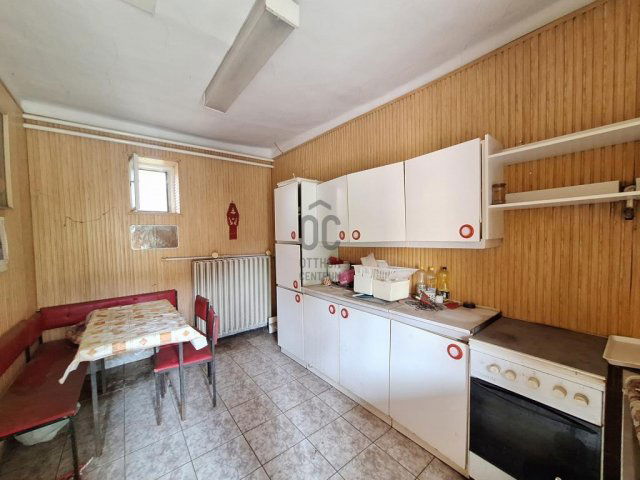 Eladó családi ház, Nyáregyházán 39.9 M Ft, 3 szobás