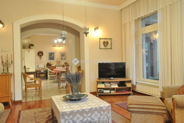 Eladó családi ház, Kecskeméten 188 M Ft, 7 szobás