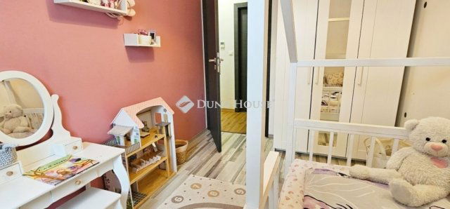 Eladó családi ház, Szombathelyen 84.99 M Ft, 4 szobás