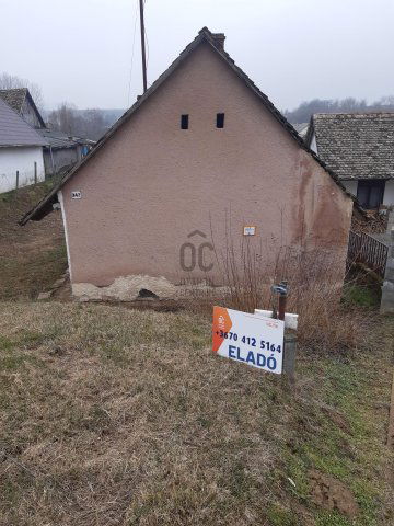 Eladó családi ház, Kakasdon 4.5 M Ft, 2 szobás