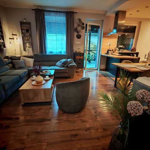 Eladó családi ház, Kozármislenyen 129.9 M Ft, 6 szobás