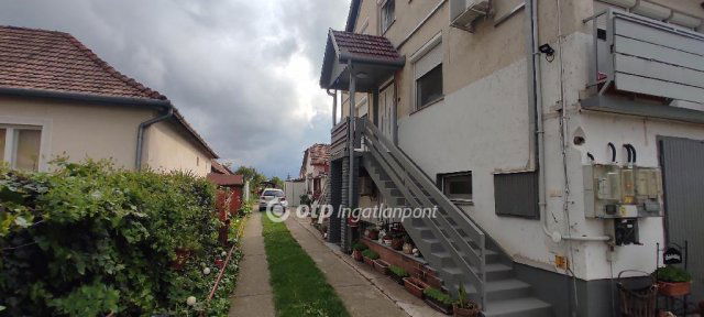 Eladó családi ház, Hajdúszoboszlón 119 M Ft, 8 szobás