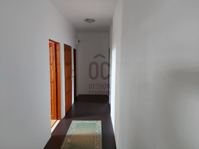 Kiadó családi ház, albérlet, Gödön 900 E Ft / hó, 7 szobás