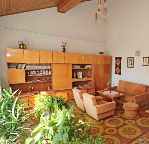 Eladó családi ház, Pécsett 218 M Ft, 6 szobás
