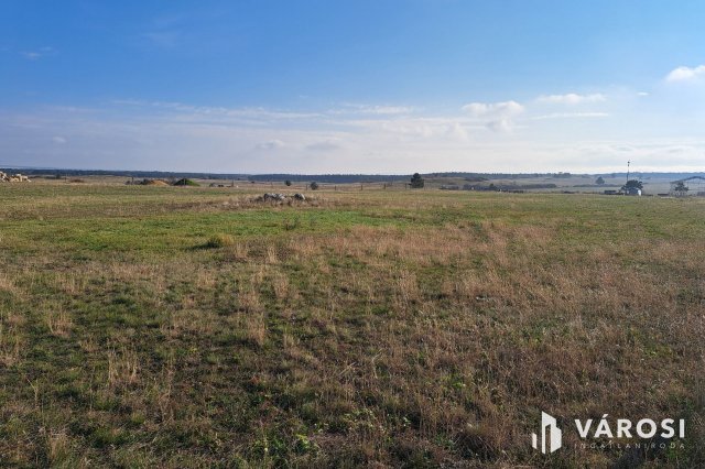 Eladó ipari ingatlan, Márkón 120 M Ft / költözzbe.hu