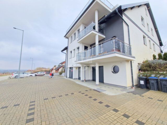 Kiadó téglalakás, albérlet, Teskándon 180 E Ft / hó, 2 szobás