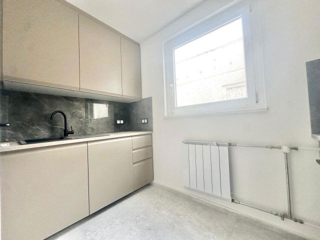 Eladó panellakás, Budapesten, III. kerületben 79.5 M Ft
