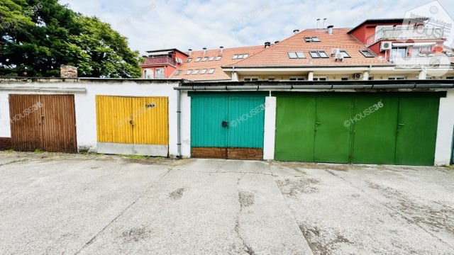 Eladó téglalakás, Kecskeméten 45.9 M Ft, 2 szobás