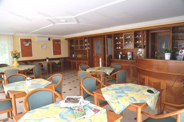 Eladó hotel, Hévízen 598.5 M Ft, 16 szobás