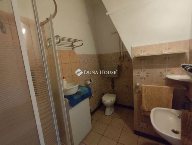 Eladó családi ház, Budapesten, XVIII. kerületben 69.9 M Ft