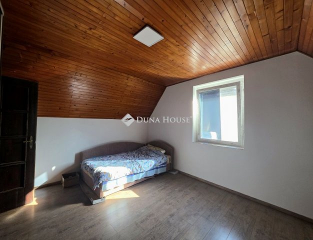 Eladó családi ház, Hidegségen 49.9 M Ft, 4 szobás