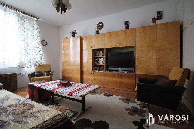 Eladó panellakás, Salgótarjánban 11.9 M Ft, 2 szobás