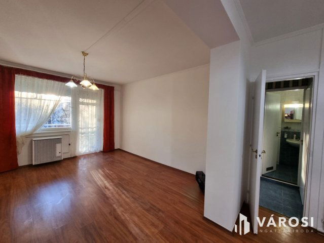 Kiadó téglalakás, albérlet, Békéscsabán 150 E Ft / hó