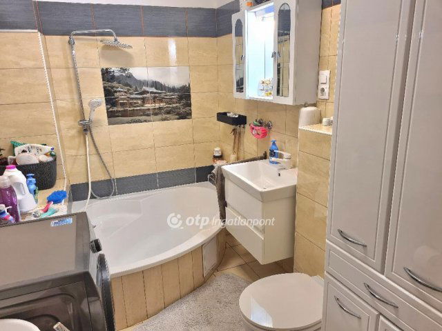 Eladó családi ház, Érden 119.9 M Ft, 4+1 szobás