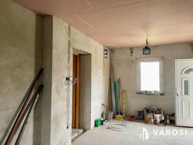 Eladó családi ház, Enyingen 87 M Ft, 3+1 szobás