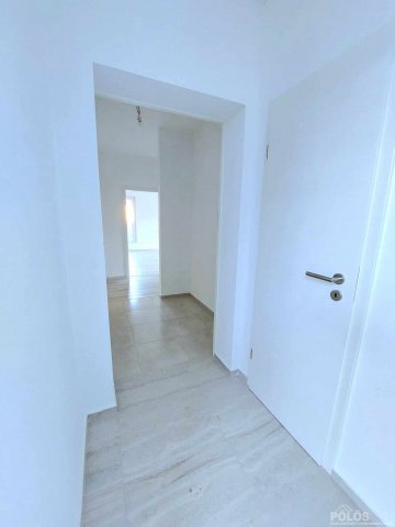 Eladó téglalakás, Sopronban 93.5 M Ft, 3 szobás