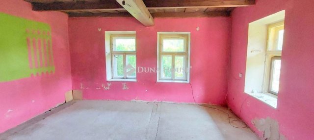 Eladó családi ház, Tiszaújvárosban 13.9 M Ft, 2 szobás