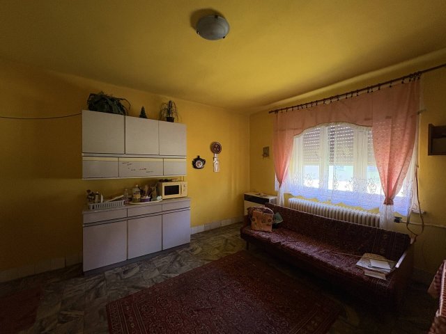 Eladó családi ház, Sajókazán 13.9 M Ft, 3 szobás